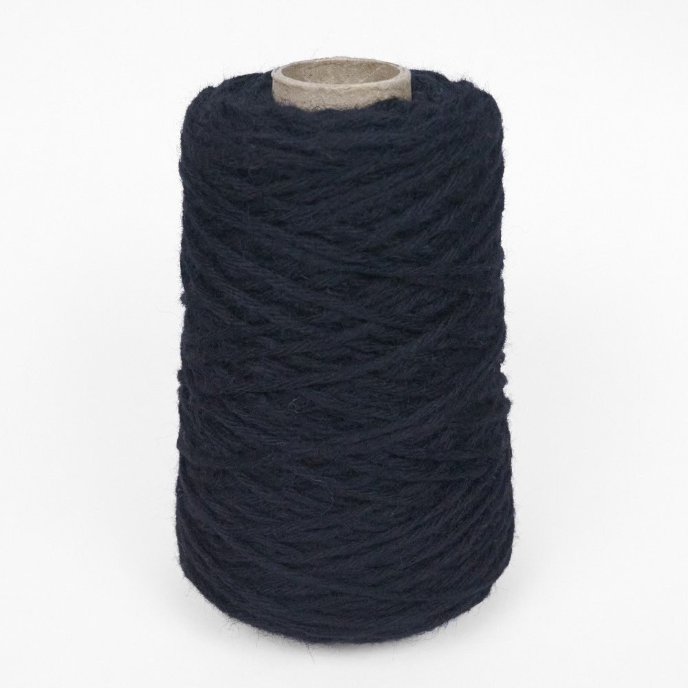 6-Ply Wool Rug/Tapestry Yarn: Black - NZW-006-001